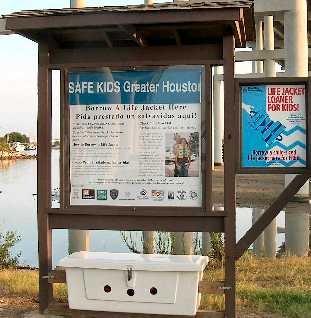 Launch Your Boat Not Your Trash - Keep The Bay Clean -  Please Put Trash in Cans