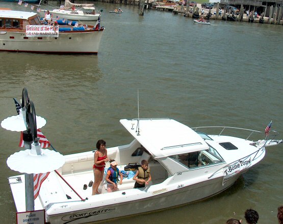 Image from the 2003 Blessing of the Fleet