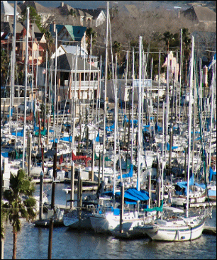 Kemah Boardwalk Marina photo by Claire Kemah.Net