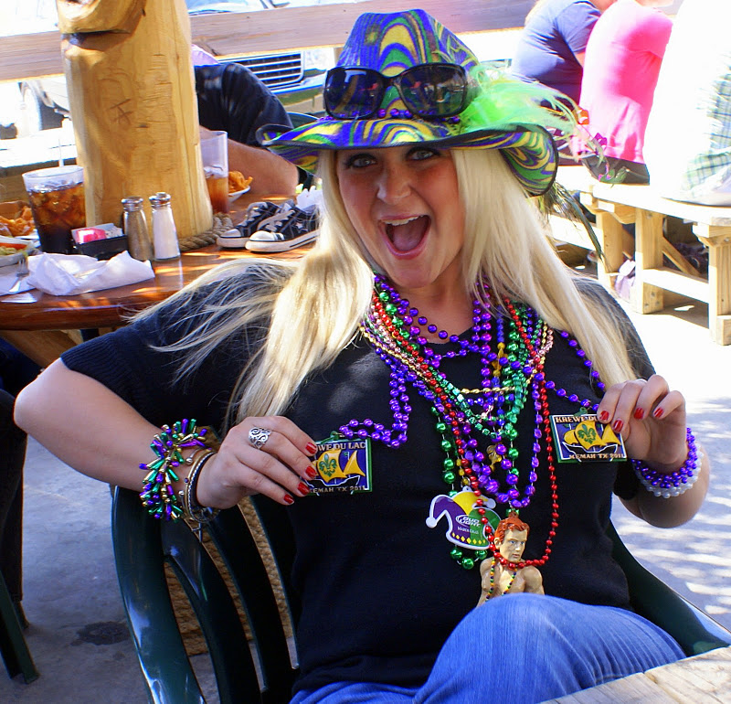 kemah mardi gras parade