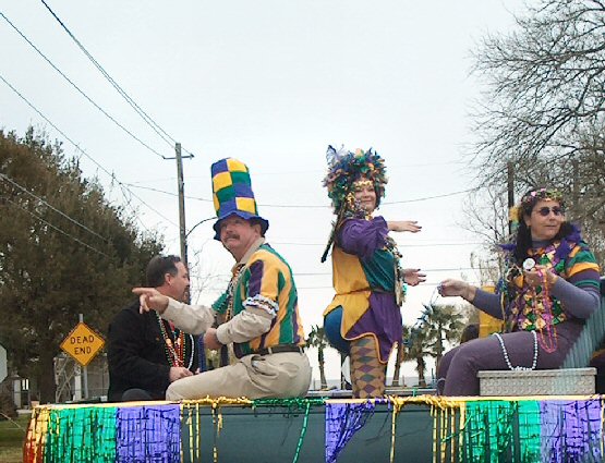 mardi gras boat parade kemah