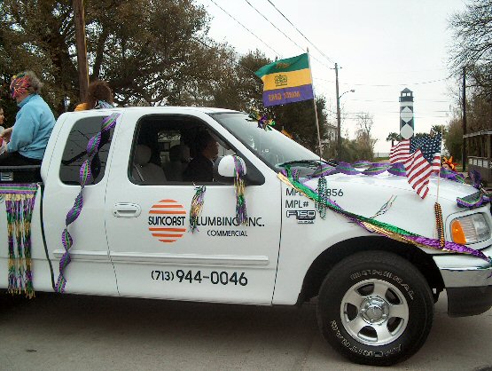 mardi gras boat parade kemah